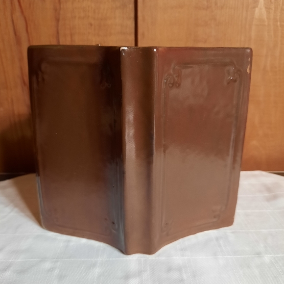 Vintage Christmas Nativity Scene Joseph Mary Baby Jesus in Front of Open Bible - Picture 4 of 14